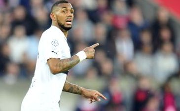 Янн М'Вила, фото le10sport.com