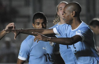 Уругвай начал с победы, sudamericanosub20.com.ar