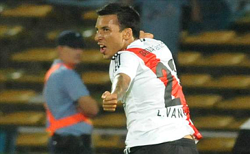 Леонель Ванджони, FotoBaires