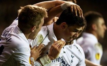 Холтби поздравляет Бэйла, Getty Images