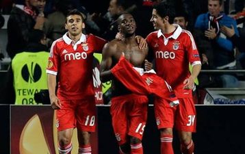 Джон открыл счет в матче, АР