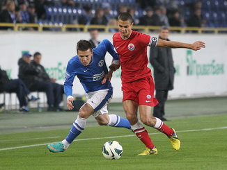 Виценец против Коноплянки © Станислав Ведмидь, Football.ua
