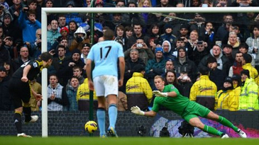 Джо Харт стал одним из героев матча, отразив пенальти, bbc.co.uk