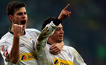 Юнес празднует гол, kicker.de