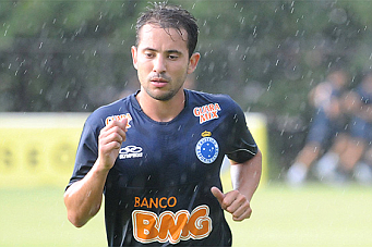 Эвертон Рибейро, blogspot.com