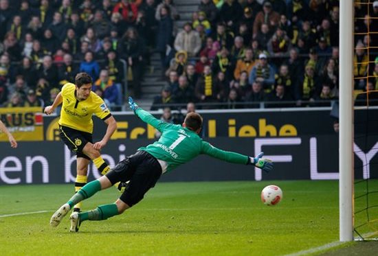 фото getty images, Лева свое дело знает