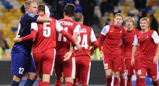 Футболисты Кривбасса празднуют гол в ворота Динамо, Football.ua