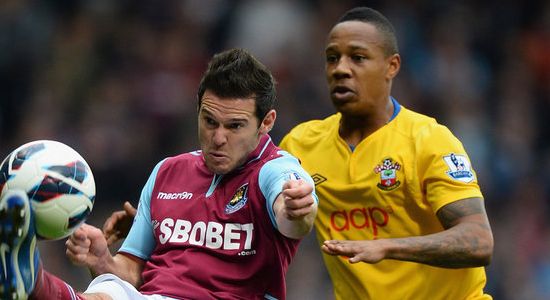 Джарвис (слева) в игре против Сотона, фото skysports.com