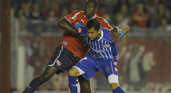 Хуан Кайседо против Леонардо Сигали, Telam