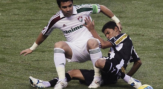 Жадсон против Деку, Action Images