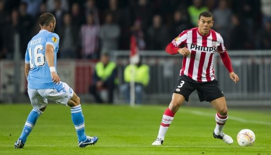 Вилфрид Боума (справа), ANP