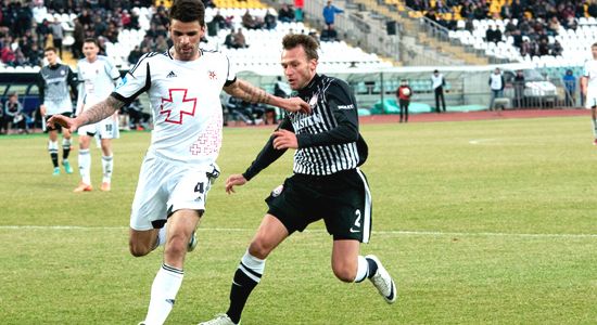 Илиев в игре против Зари, фото fcvolyn.net