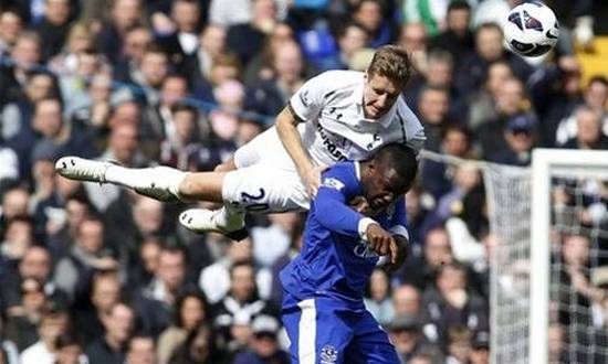 Доусон и Аничебе, АР