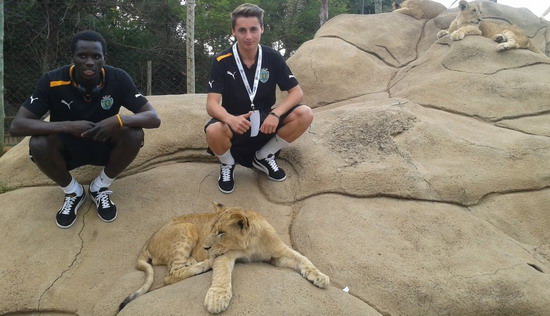 Іван Буга праворуч, фото із архіву героя публікації. 