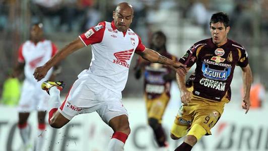 Санта Фе сильнее Толимы, фото AFP