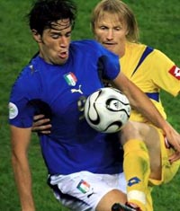 Гусин против Тони, komanda.com.ua