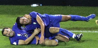 Радость Дзамбротты и Гроссо, АР