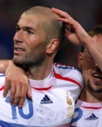 Зинезид Зидан, AFP