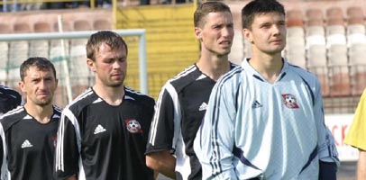 Команда ждет