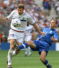 Когда-то и Пессотто играл против Зидана