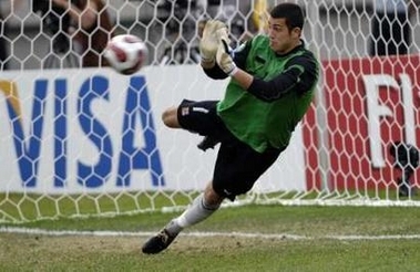 Решающий пенальти Пике, фото Reuters