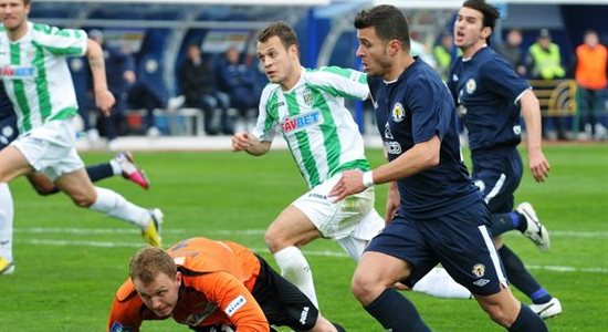 Мораес в игре с Карпатами, фото Михаила Масловского, Football.ua