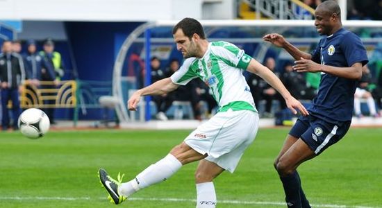 Милошевич в игре с донецким Металлургом, фото Михаил Масловский, Football.ua