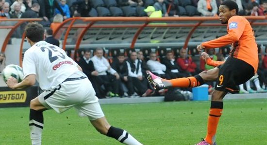 Луис Адриано во вчерашнем матче, фото Михаила Масловского, Football.ua