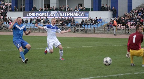 Автогол Жука привел к первому в сезоне поражению Десны, fcslavutich.ck.ua