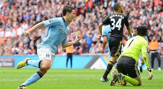 Самир Насри открыл счет в матче. Фото Getty Images