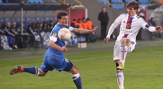 Артем Федецкий в матче против Базеля. Фото Football.ua