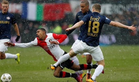 Жан-Поль Боэтиус (в центре), ANP