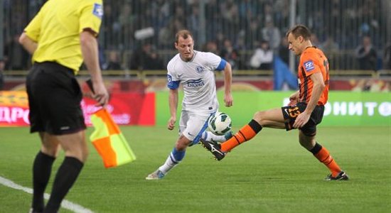 Вячеслав Шевчук в матче с Днепром, фото Станислава Ведмидя, Football.ua