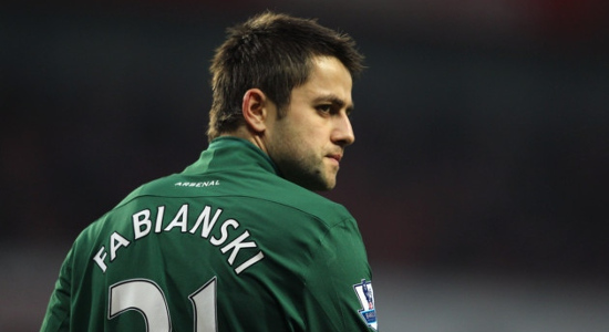 Лукаш Фабиански может повернуться спиной к Арсеналу. Фото EMPICS