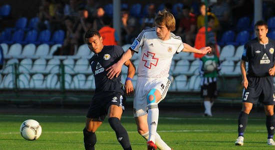 Игорь Скоба против Данило. Фото fcvolyn.net