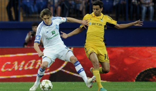 Шавьер в борьбе с Гармашем, фото Football.ua