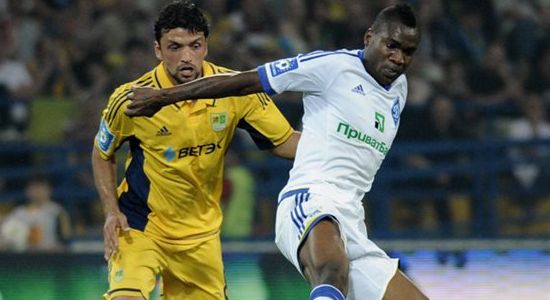 Эдмар против Идейе, фото Дмитрий Неймырок, Football.ua