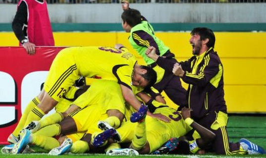 Анжи радуется бронзе, фото sport-express.ru