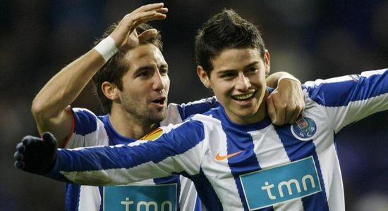 Жоао Моутиньо и Джеймс Родригес, fansshare.com