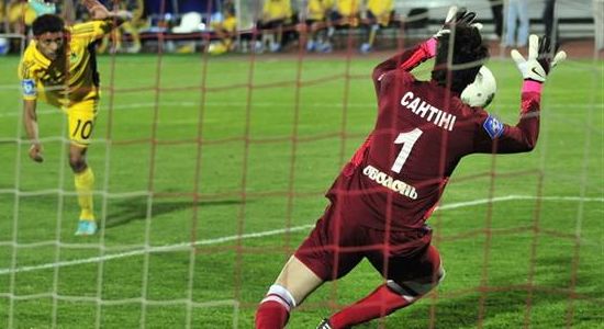 Сантини в игре, фото Алексей Ковалев, Football.ua