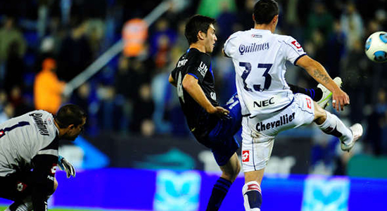 Факундо Феррейра забивает второй мяч, ole.com.ar