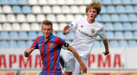 Аржанов в игре против Ворсклы, фото Илья Хохлов, Football.ua