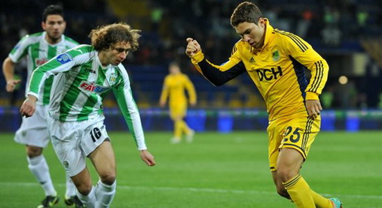 Худобяк против Марлоса, фото Дмитрия Неймырка, Football.ua