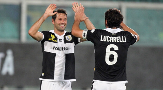 Парма празднует победу над Палермо в последнем туре, Getty Images