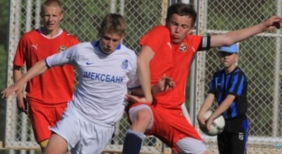Запорожцев можно будет снова увидеть в соревновании U-19, fcmetalurg.com