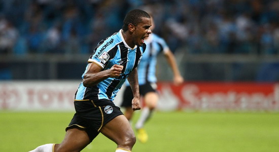 Фернандо, Action images