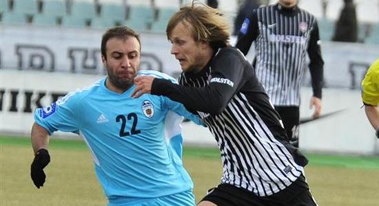 Артур Едигарян (слева), Football.ua