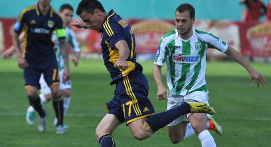 Ксенз в игре против Металлиста, фото Маркиян Лысейко, Football.ua