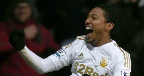 Джонатан де Гузман, фото skysports.com