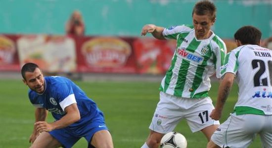 Голодюк в игре с Днепром, фото Маркиян Лысейко, Football.ua